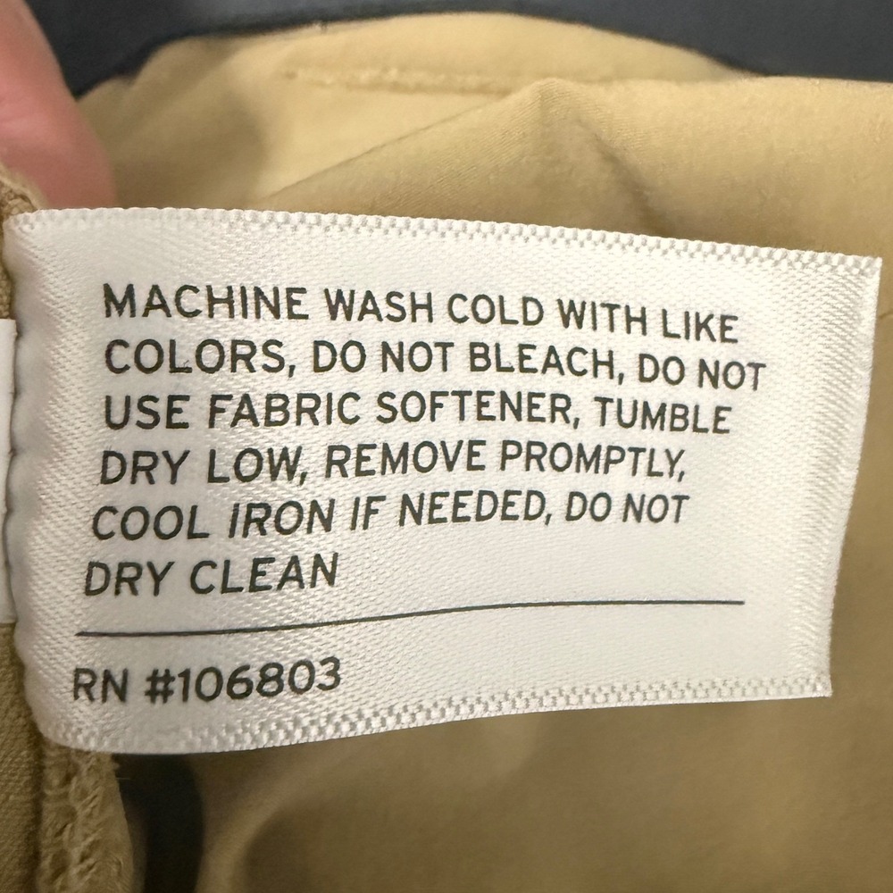 Duluth Trading Co Armachillo Cooling Pants Mens 40x32 Khaki Ripstop Hiking Work - Picture 13 of 13